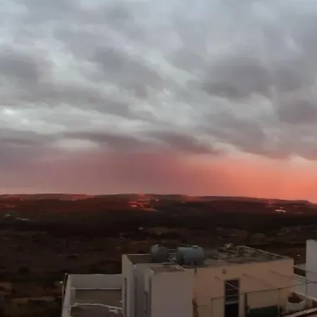 Penthouse With View Apartament