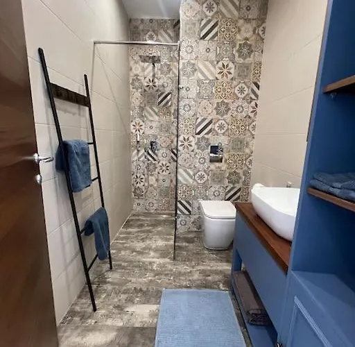 Penthouse With View Apartment *